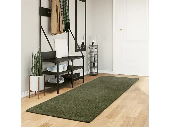 Alfombra pelo corto suave lavable HUARTE verde bosque 80×250 cm