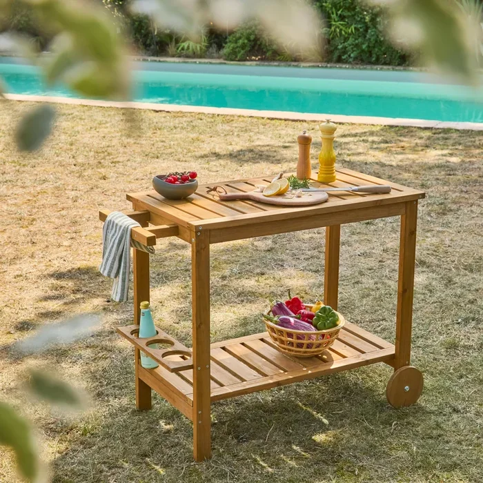 Aparador de barbacoa de madera con ruedas
