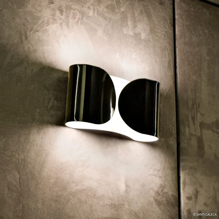 Aplique de pared FLOS Foglio, negro