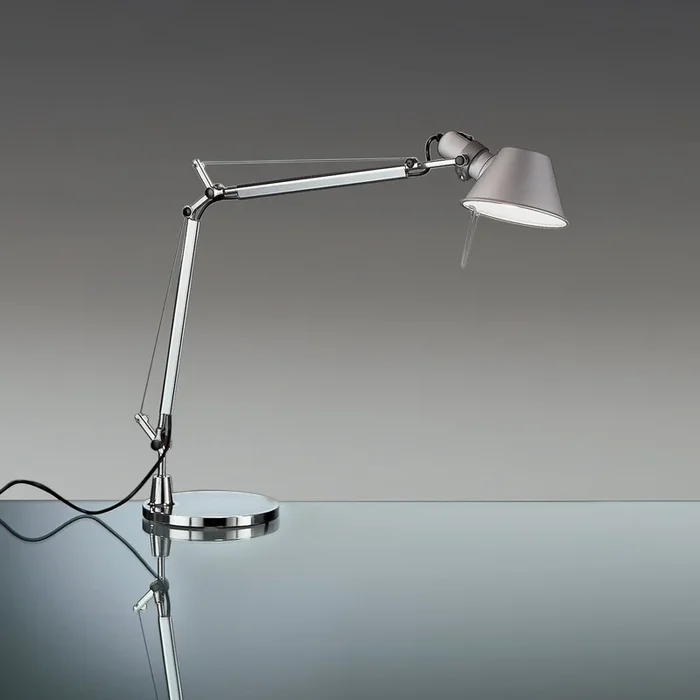 Artemide Tolomeo mini de mesa aluminio, pie, 3000K