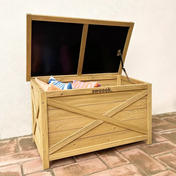 Baúl de madera de abeto