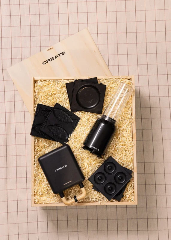 BRUNCH BOX – Caja regalo con batidora + sandwichera, grill y gofrera individual + tres placas intercambiables