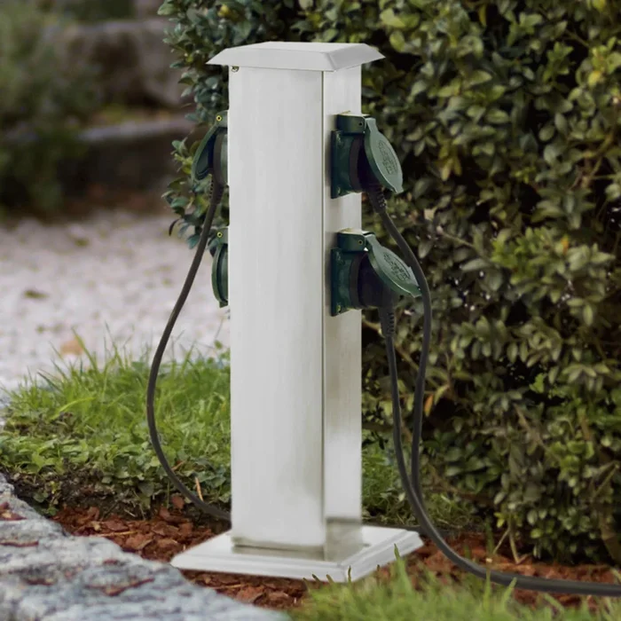 Columna de enchufes de acero inoxidable Park 4
