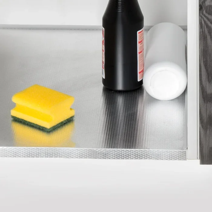 Emuca Protector de fondo para muebles de cocina, tablero 16mm, módulo 600mm, 568x580mm, Plástico y Aluminio, Aluminio natural