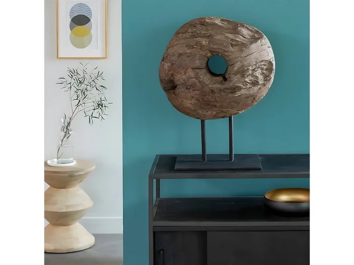 Escultura de madera y metal Fannie – Elegancia y sofisticación para tu interior