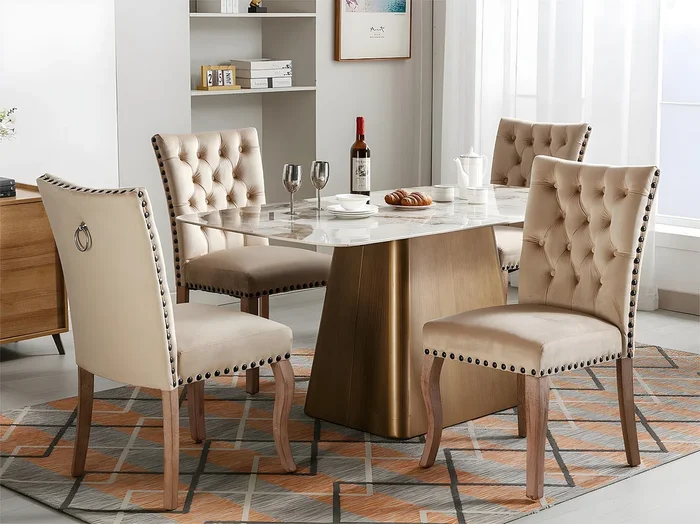 Juego de 4 sillas acolchadas de terciopelo – estructura de madera maciza – beige