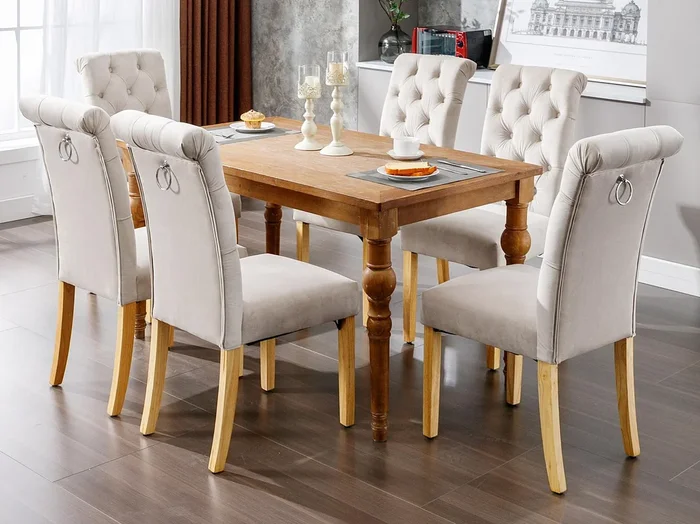 Juego de 4 sillas de terciopelo con patas de roble – Marrón