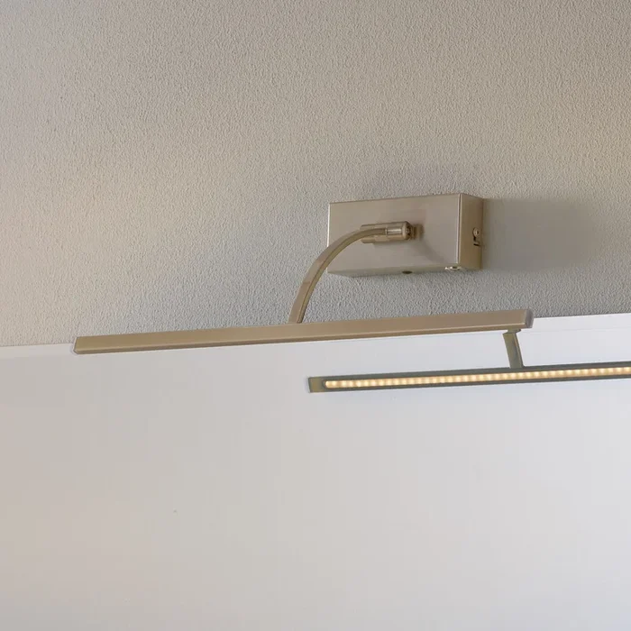 Lámpara de pared LED Matisse, ancho 45 cm, plata