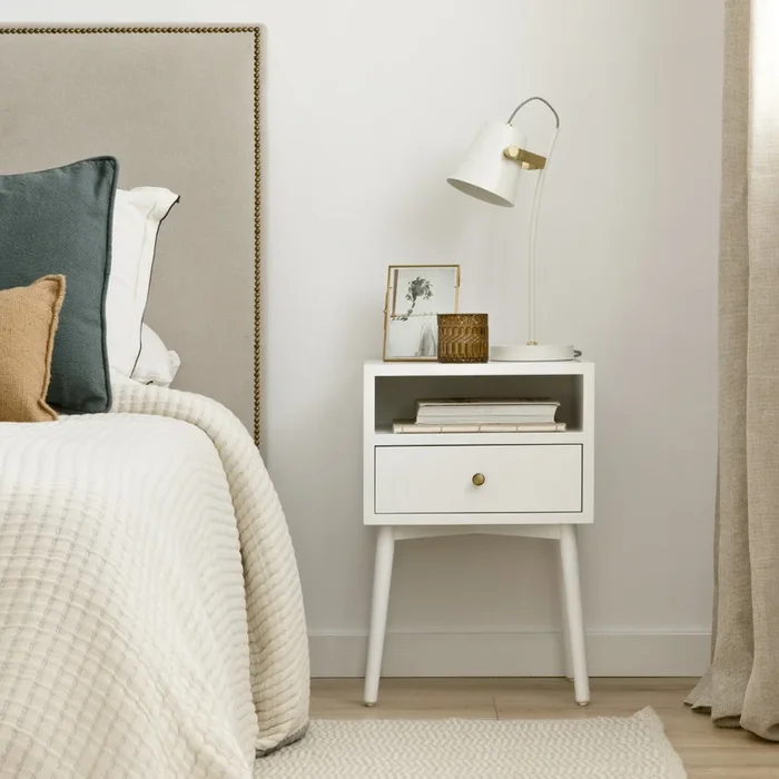 Mesita blanca Tilo Blanco – Kenay Home