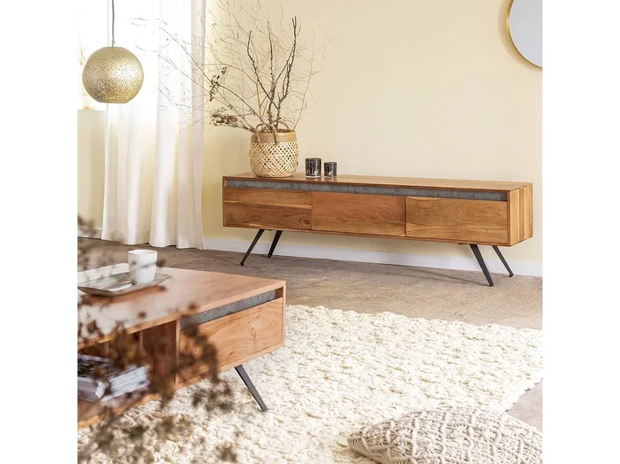 Mueble TV de madera de acacia y piedra Yvan con almacenamiento – Made in Meubles
