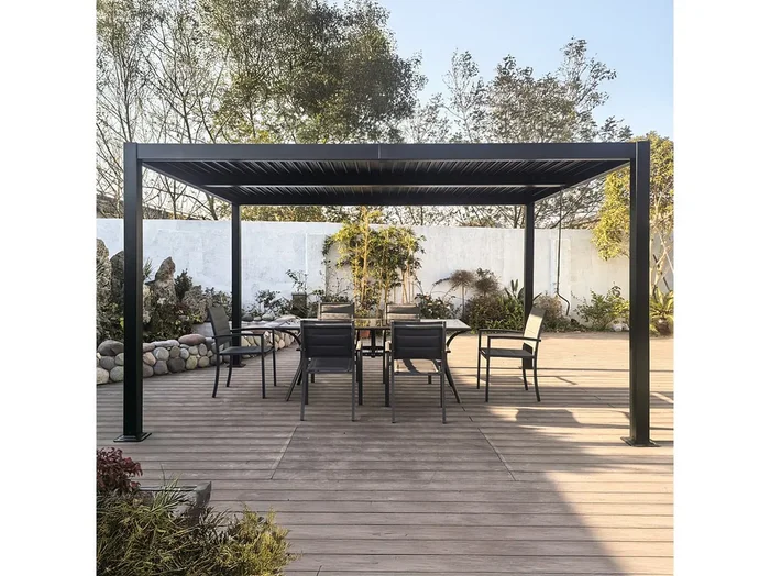 Pérgola bioclimática de 4x3m con estructura y lamas de aluminio gris antracita NAXOS