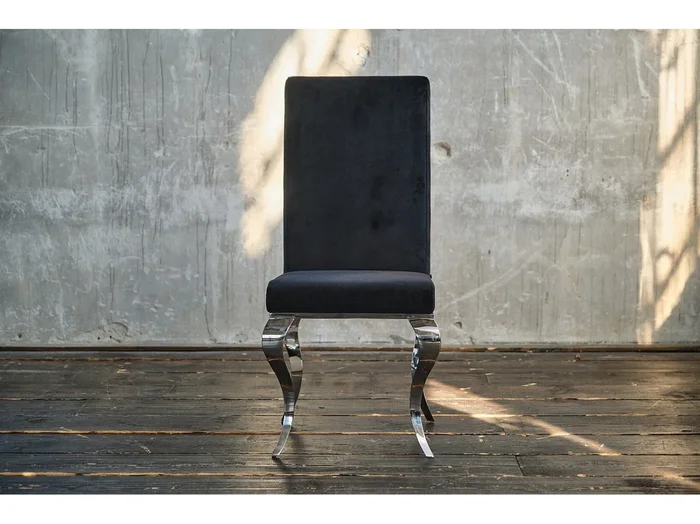Silla – Negro terciopelo – LEIA