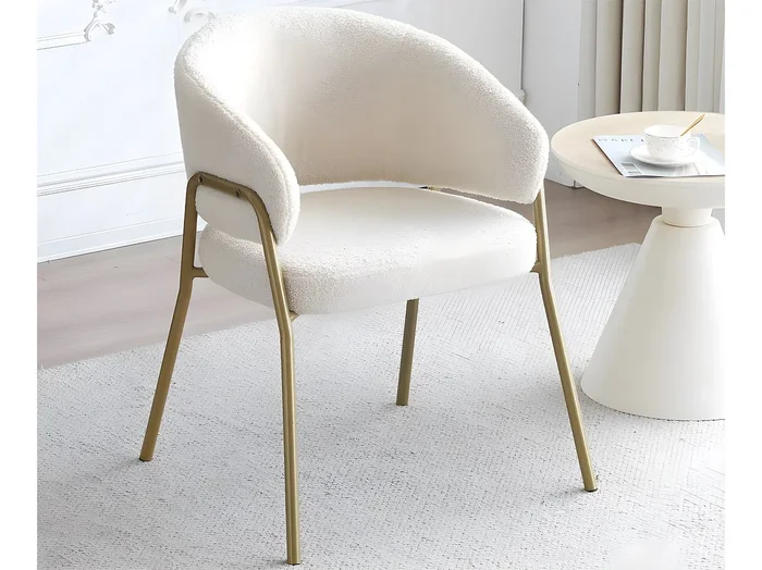 Silla – tejido sherpa – patas doradas – beige